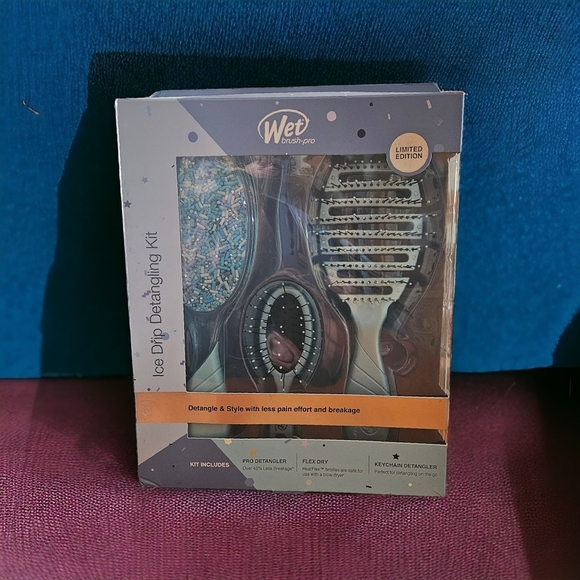 New Limited Addition Set of 3 Wet Brush Pro Kit - Picture 1 of 7